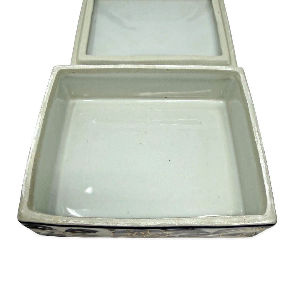 Vintage Blue White Floral Porcelain Trinket Box Gold Detail Lidded Jewelry Box - Picture 7 of 16